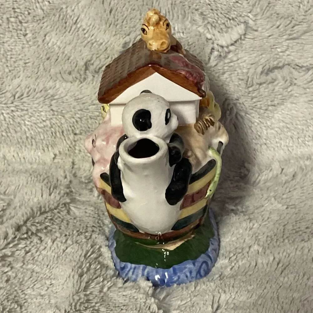 Noah's Ark Teapot New World Specialties Ceramic 1995 Medium Tea Whimsical ￼